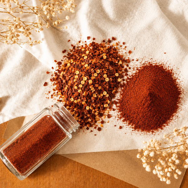Chilli flakes and powder styled product image